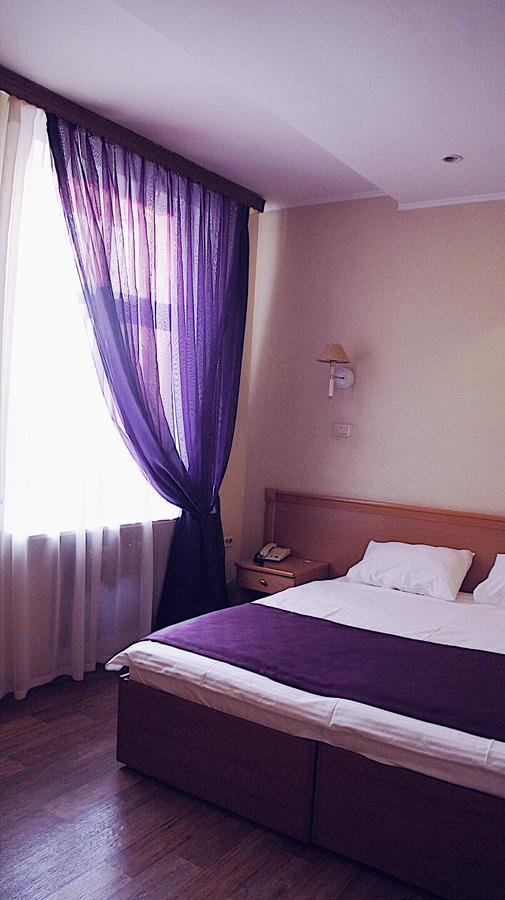 Ural Hotel Magnitogorsk Zewnętrze zdjęcie